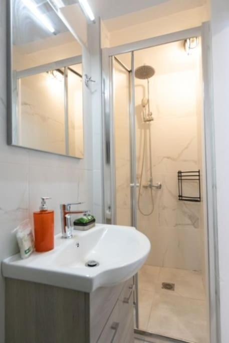 Aigli Guest House 伊西翁 外观 照片